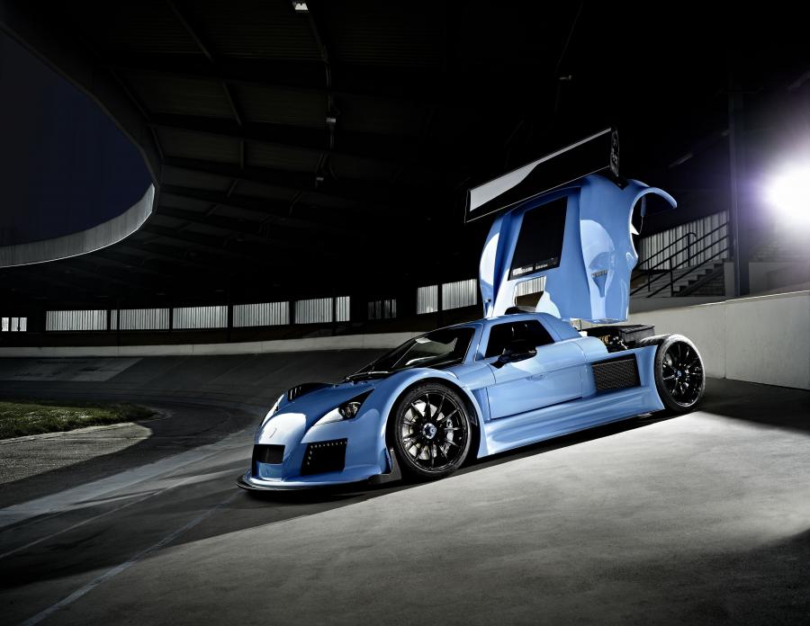  Gumpert Apollo S 2011 года  (фото 9 из 12)